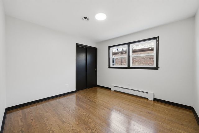3907 W Marquette Road, Chicago, IL 60629