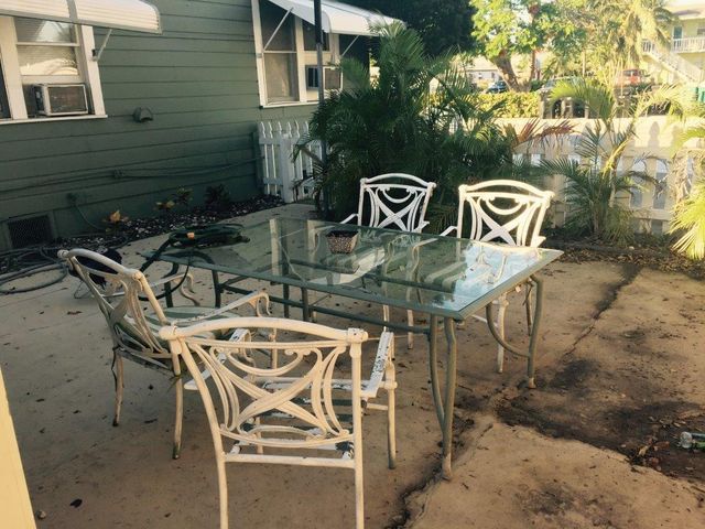 517 7th Avenue N, Lake Worth Beach, FL 33460