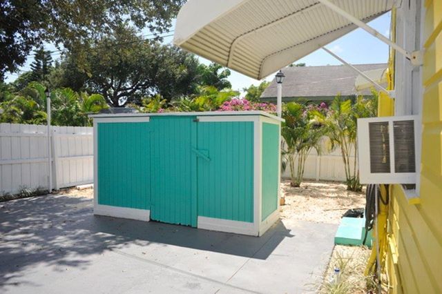 517 7th Avenue N, Lake Worth Beach, FL 33460