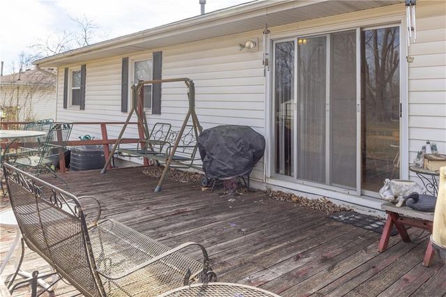 107 Collette Street, Excelsior Springs, MO 64024