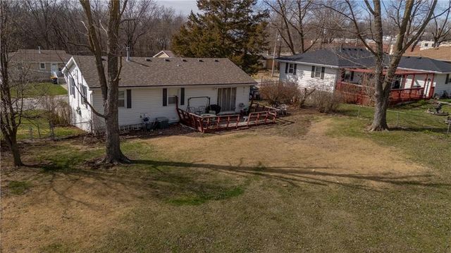 107 Collette Street, Excelsior Springs, MO 64024