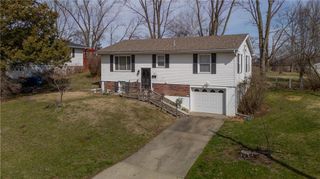 107 Collette Street, Excelsior Springs, MO 64024