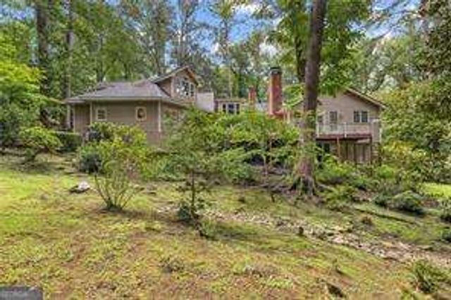 1037 Davis Drive, Sandy Springs, GA 30327