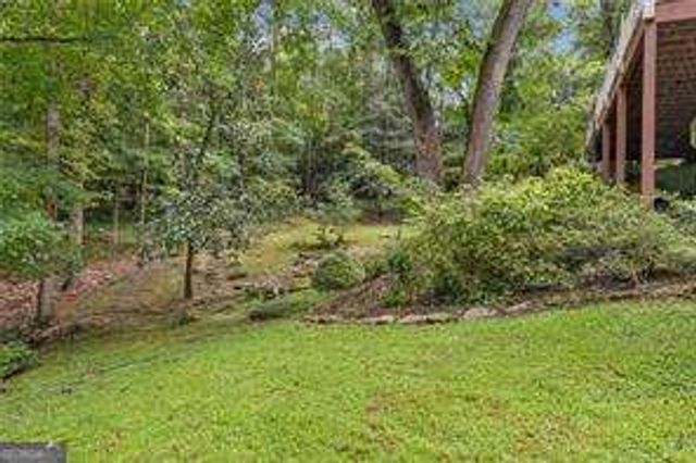 1037 Davis Drive, Sandy Springs, GA 30327