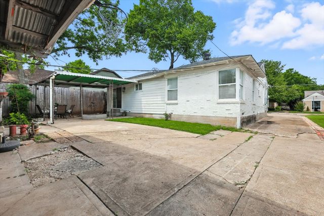 5111 Stoneleigh Avenue, Dallas, TX 75235