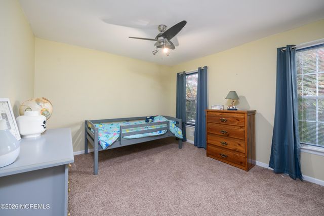 86 Robinson Place, Shrewsbury Boro, NJ 07702