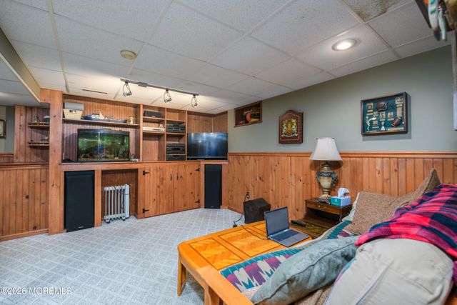 86 Robinson Place, Shrewsbury Boro, NJ 07702