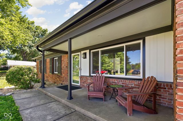 10605 Penn Drive, Carmel, IN 46280