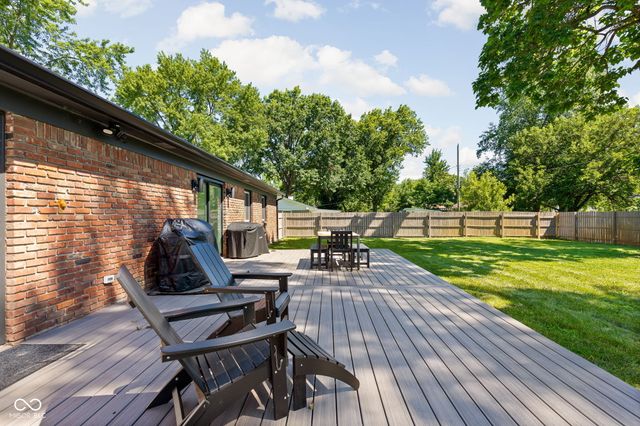 10605 Penn Drive, Carmel, IN 46280