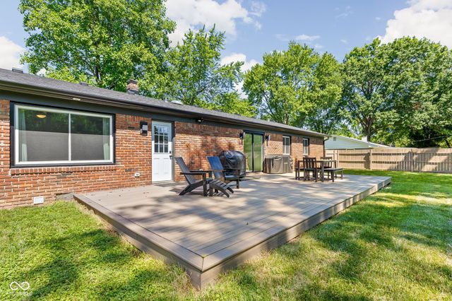 10605 Penn Drive, Carmel, IN 46280