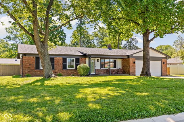 10605 Penn Drive, Carmel, IN 46280