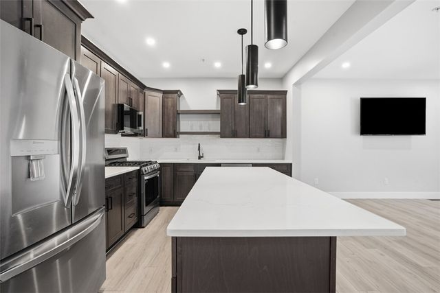 2339 Old Greentree Rd, Scott Twp, PA 15106