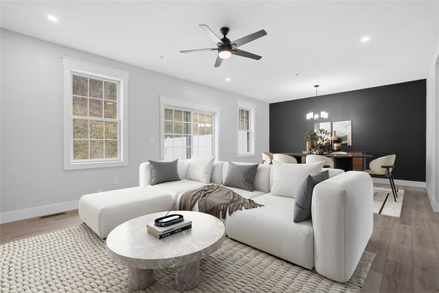 2339 Old Greentree Rd, Scott Twp, PA 15106