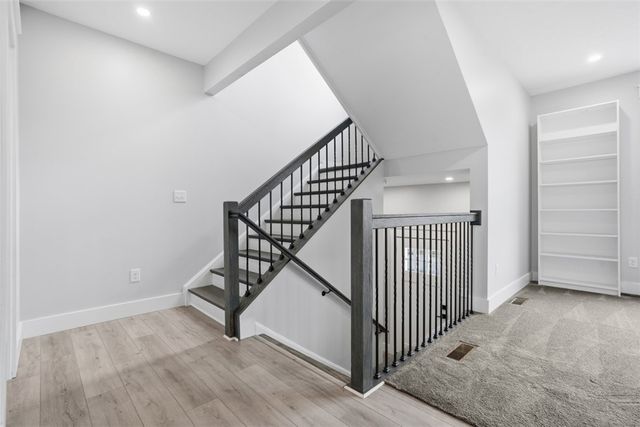 2339 Old Greentree Rd, Scott Twp, PA 15106