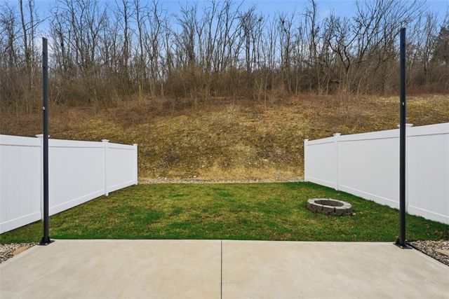 2339 Old Greentree Rd, Scott Twp, PA 15106