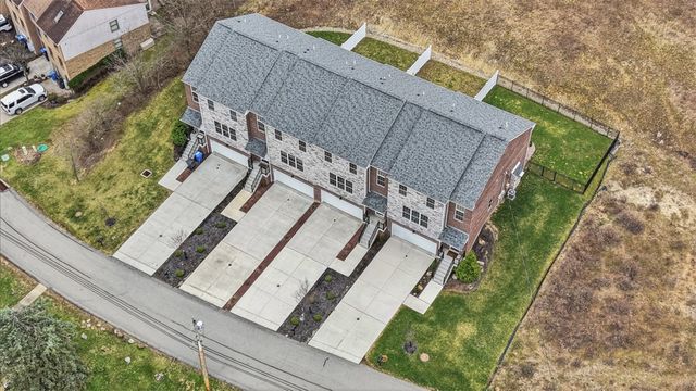 2339 Old Greentree Rd, Scott Twp, PA 15106