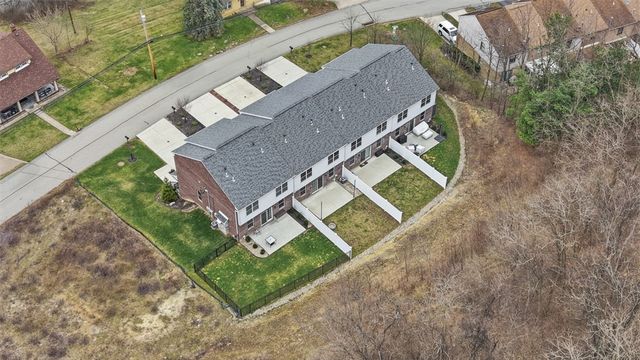 2339 Old Greentree Rd, Scott Twp, PA 15106