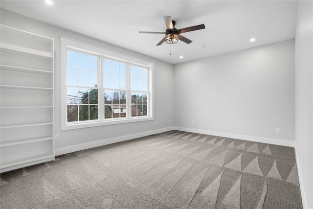 2339 Old Greentree Rd, Scott Twp, PA 15106