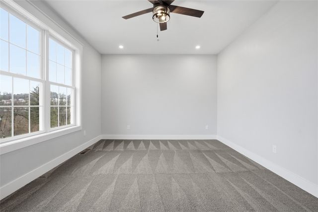 2339 Old Greentree Rd, Scott Twp, PA 15106