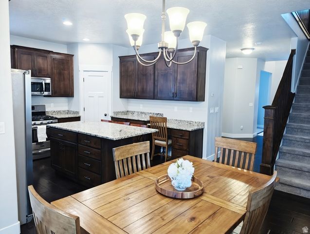 2622 OAKRIDGE DR, Spanish Fork, UT 84660