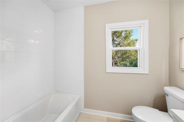 3700 NE 43rd Street, Kansas City, MO 64117