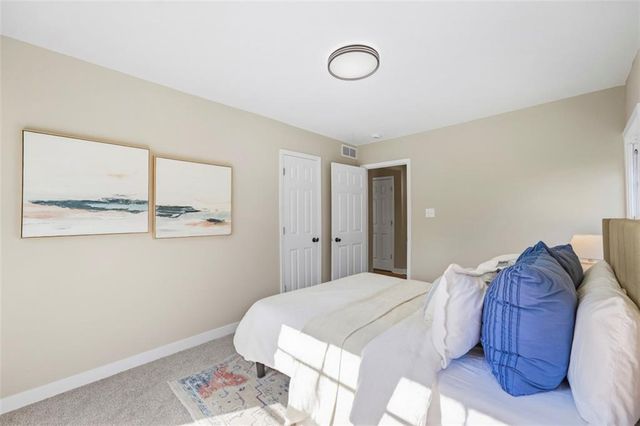 3700 NE 43rd Street, Kansas City, MO 64117
