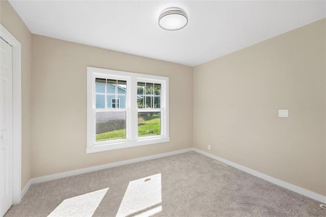 3700 NE 43rd Street, Kansas City, MO 64117