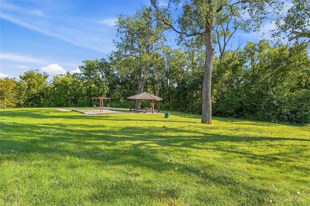 3700 NE 43rd Street, Kansas City, MO 64117