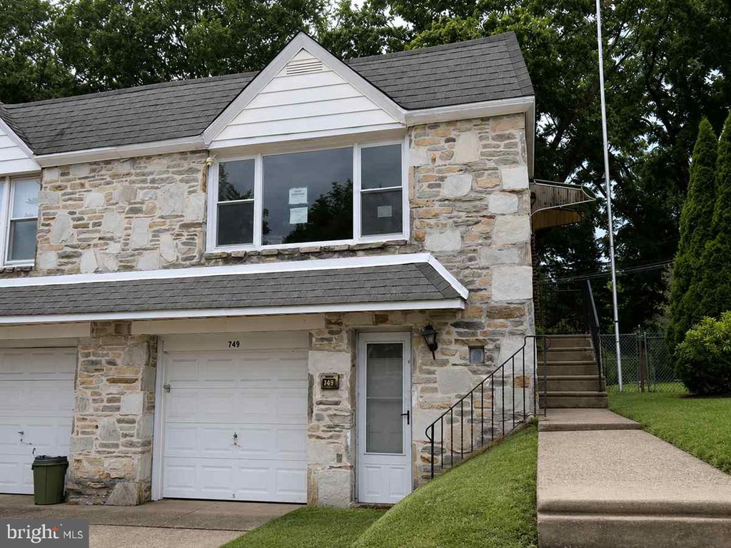 749 CINNAMINSON ST, Philadelphia, PA 19128