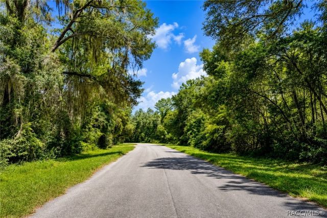 905 E Abend Drive, Dunnellon, FL 34434