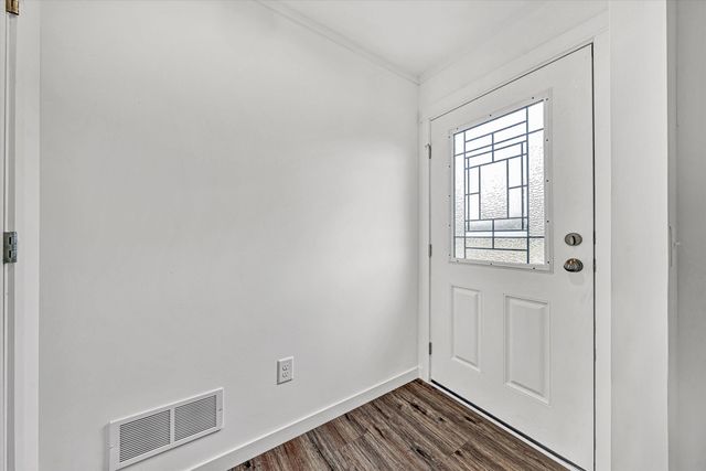 2227 Hendricks Store RD, Moneta, VA 24121