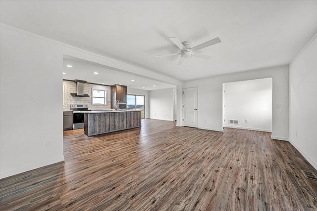 2227 Hendricks Store RD, Moneta, VA 24121