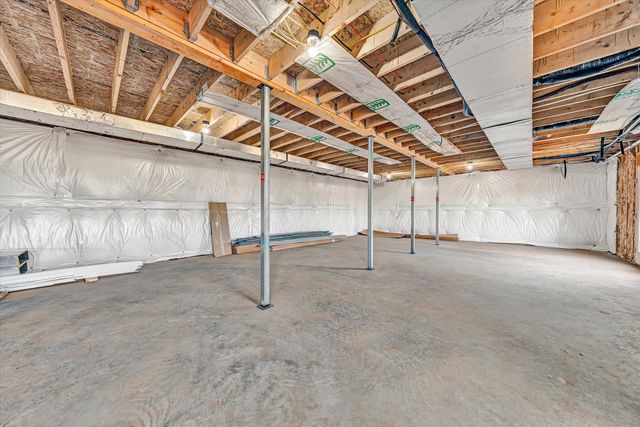 2227 Hendricks Store RD, Moneta, VA 24121