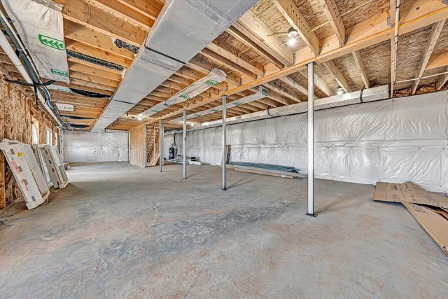 2227 Hendricks Store RD, Moneta, VA 24121