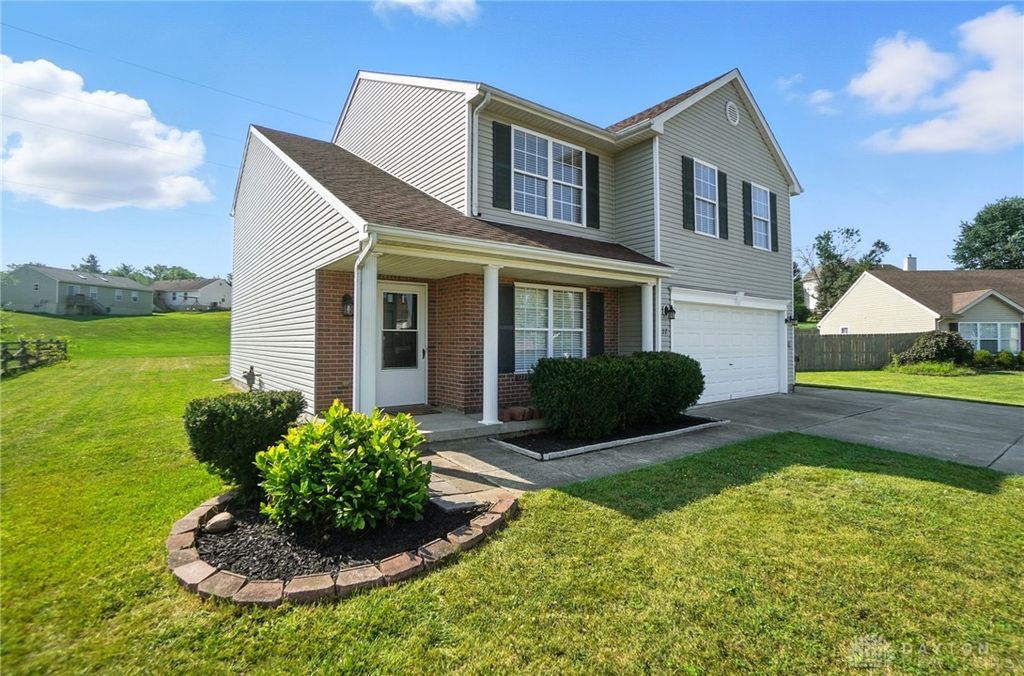 22 Green Meadow Court, Franklin, OH 45005