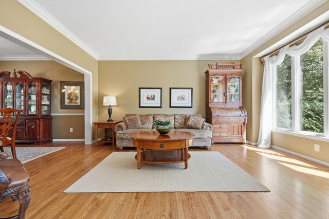 699 Bridle Ridge Road, Eagan, MN 55123