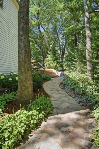 699 Bridle Ridge Road, Eagan, MN 55123