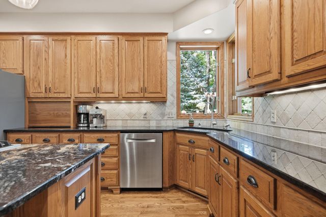 699 Bridle Ridge Road, Eagan, MN 55123