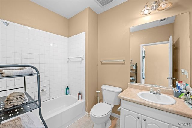 303 Helen Keller A303, Tuscaloosa, AL 35404