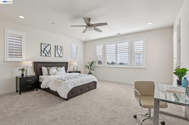 28719 Vista Grande Dr, Hayward, CA 94544