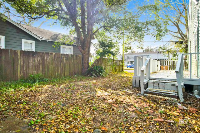 1063 Selma Street, Mobile, AL 36604