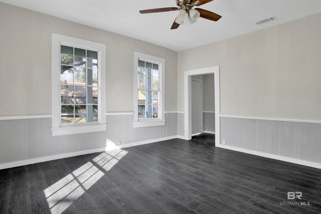 1063 Selma Street, Mobile, AL 36604