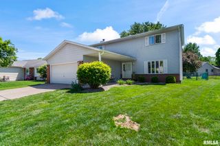 29 HOLLYBROOK Drive, Springfield, IL 62702