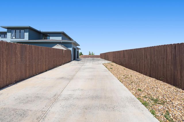 9406 ROCKRIDGE Parkway, Amarillo, TX 79118