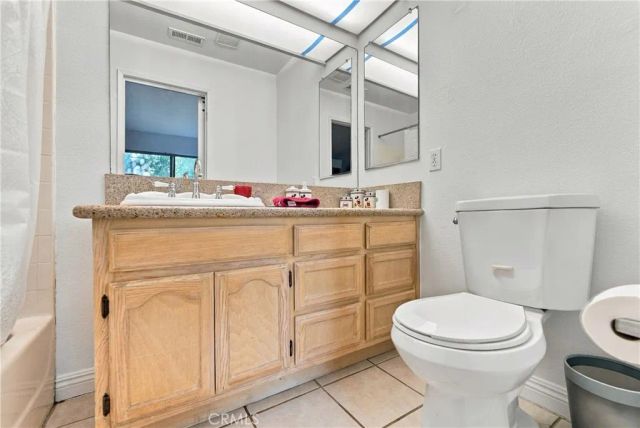 926 W Philadelphia R99, Ontario, CA 91762