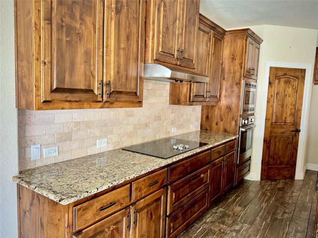 217 San Gabriel Hideaway CV, Liberty Hill, TX 78642