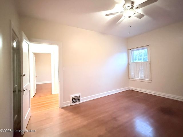 2306 Woodbourne Ave APT 8, Louisville, KY 40205