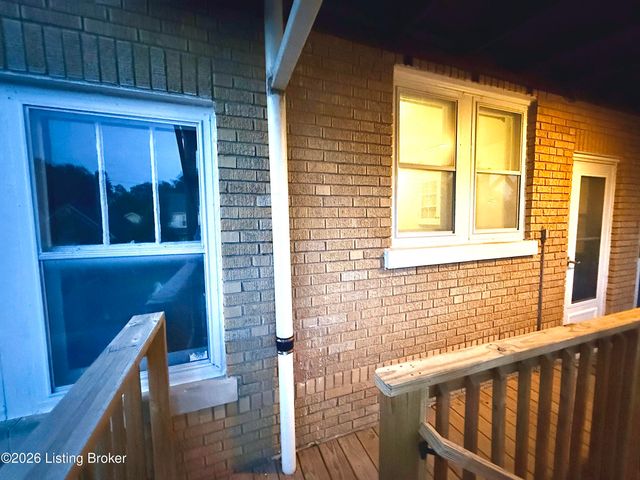 2306 Woodbourne Ave APT 8, Louisville, KY 40205