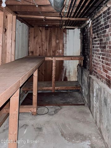 2306 Woodbourne Ave APT 8, Louisville, KY 40205