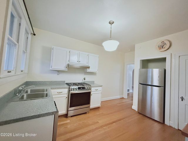 2306 Woodbourne Ave APT 8, Louisville, KY 40205